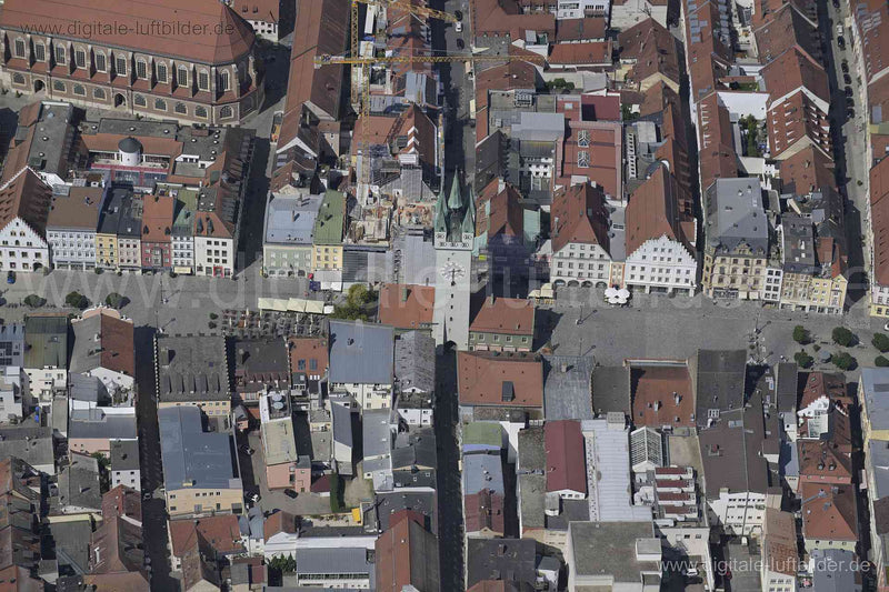 Luftaufnahme Stadtturm Straubing in Straubing | Niederbayern, Bayern