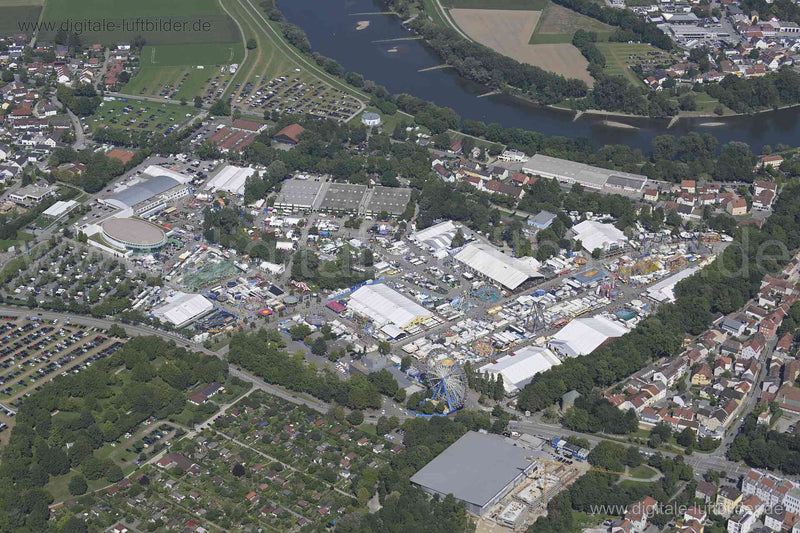 Luftaufnahme Volksfest in Straubing in Straubing | Niederbayern, Bayern