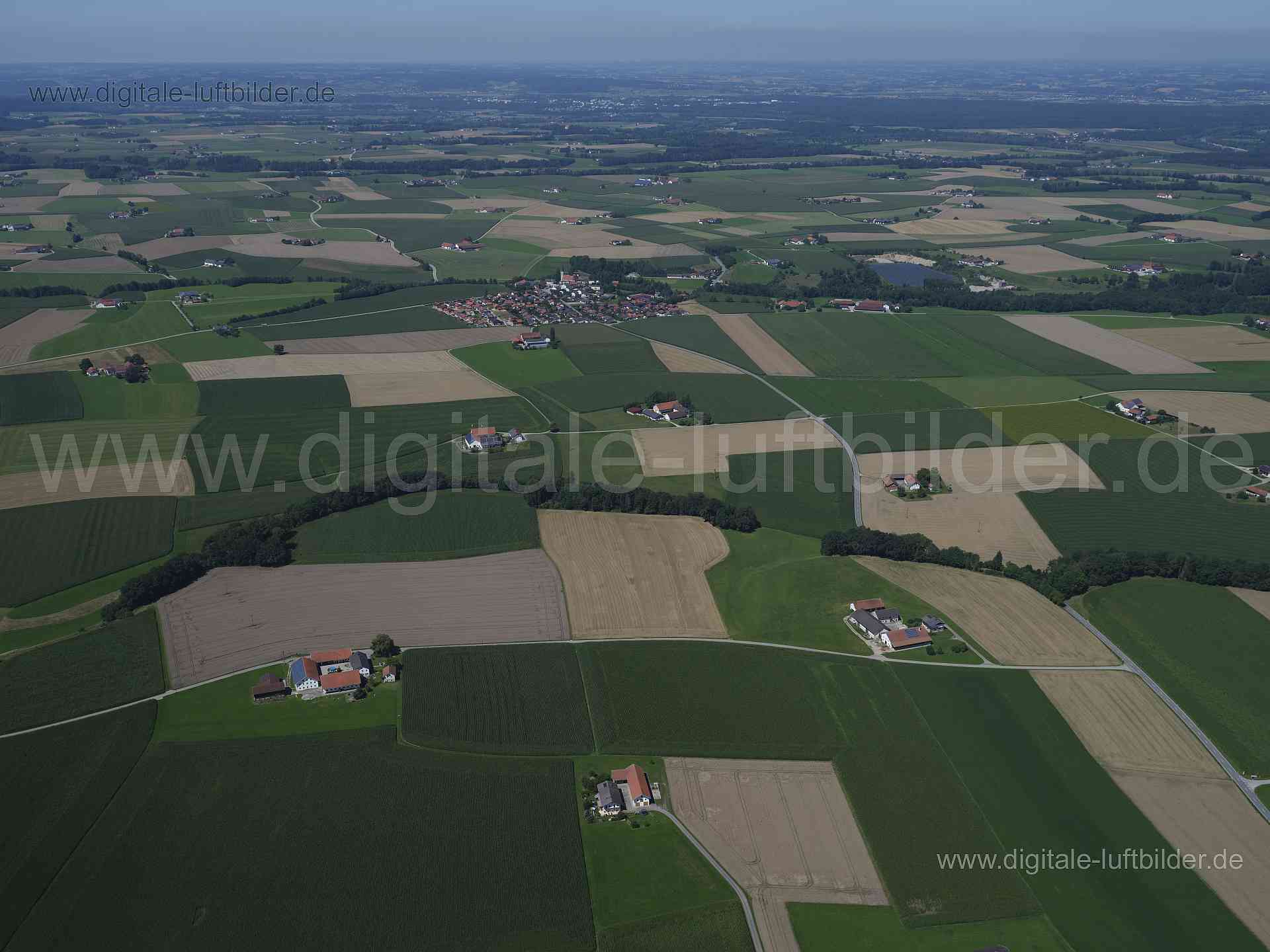Luftaufnahme Emertsham in Tacherting | Oberbayern, Bayern
