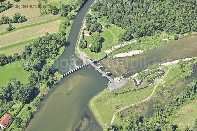 Luftaufnahme Wehr Tacherting in Tachterting | Oberbayern, Bayern
