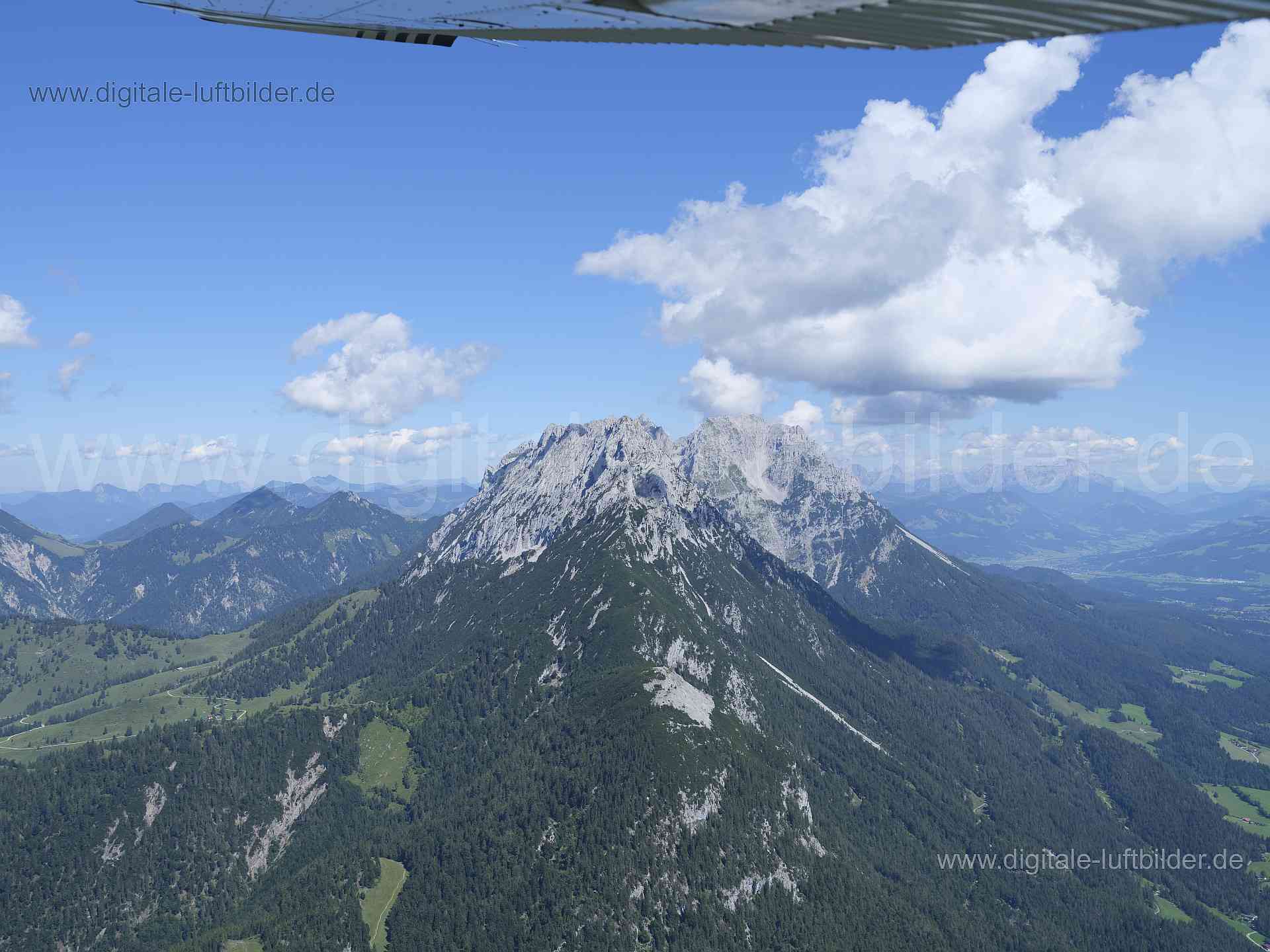 Luftaufnahme Mittlerer Hackenkopf in Tirol | Tirol, Tirol