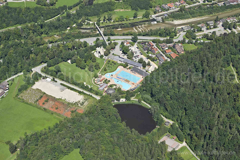 Luftaufnahme Schwimmbad Traunstein in Traunstein | Oberbayern, Bayern