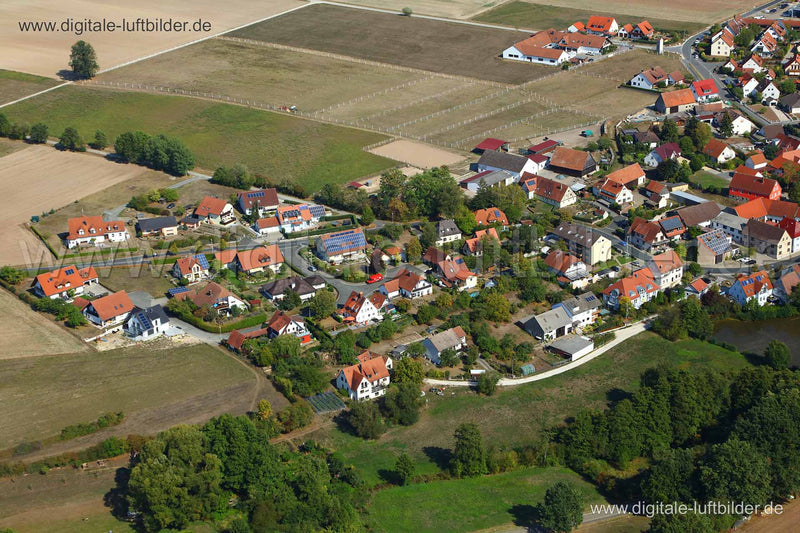 Luftaufnahme Dorf in unbekannt | Oberfranken, Bayern