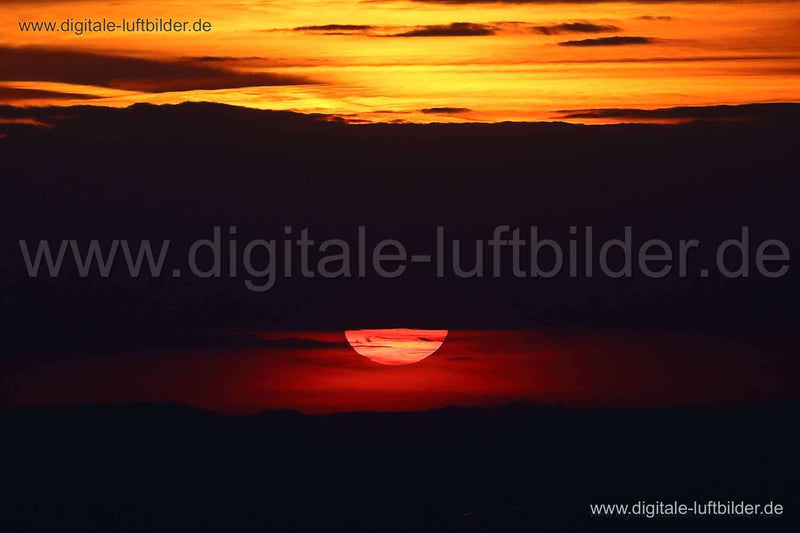 Luftaufnahme Sonnenuntergang in unbekannt | Oberbayern, Bayern