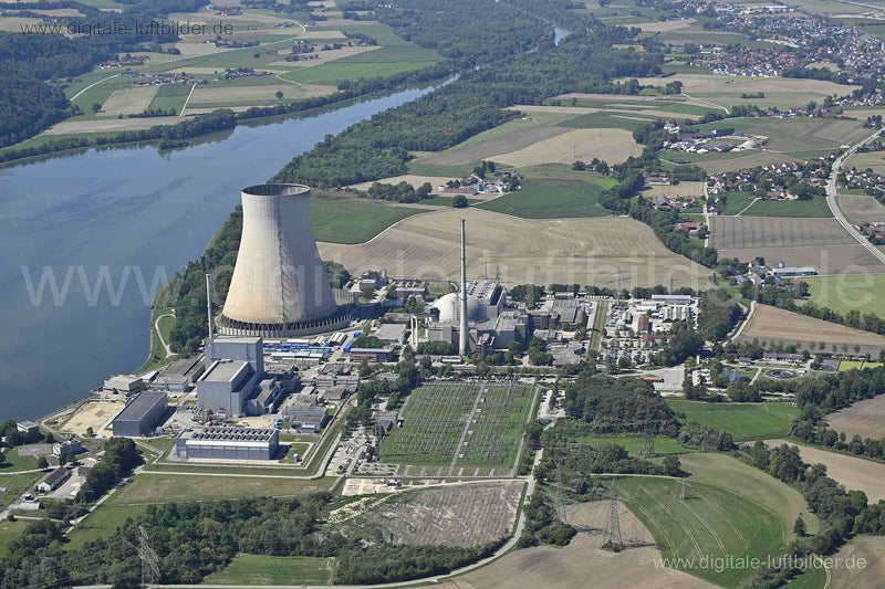 Luftaufnahme Kernkraftwerk Isar in Unterahrain | Niederbayern, Bayern
