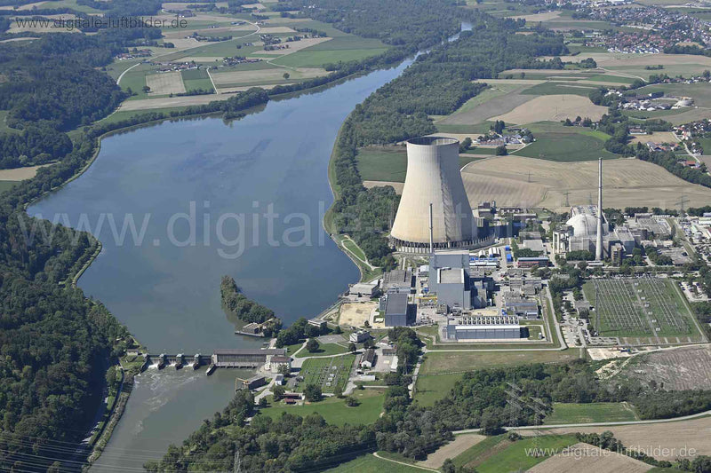 Luftaufnahme Kernkraftwerk Isar in Unterahrain | Niederbayern, Bayern