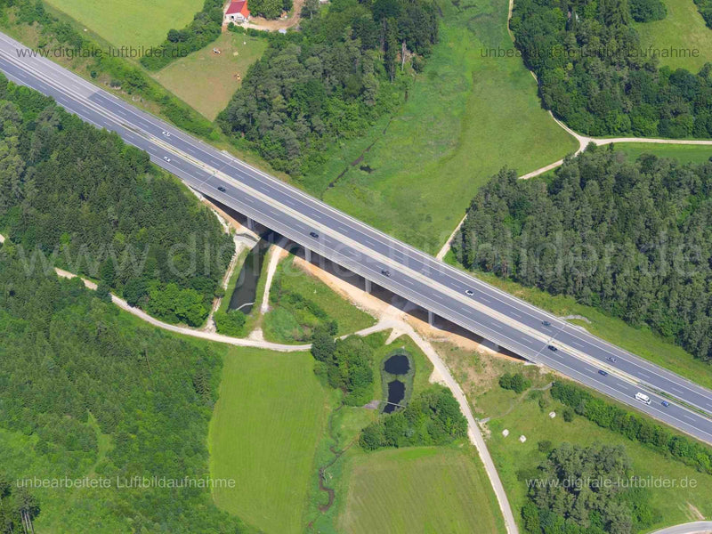 Luftaufnahme Autobahnbrücke Frauenbach in Velburg | Oberpfalz, Bayern