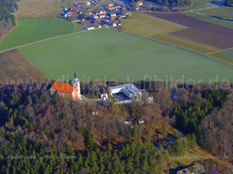 Luftaufnahme Kirche bei Velburg in Velburg | Oberpfalz, Bayern