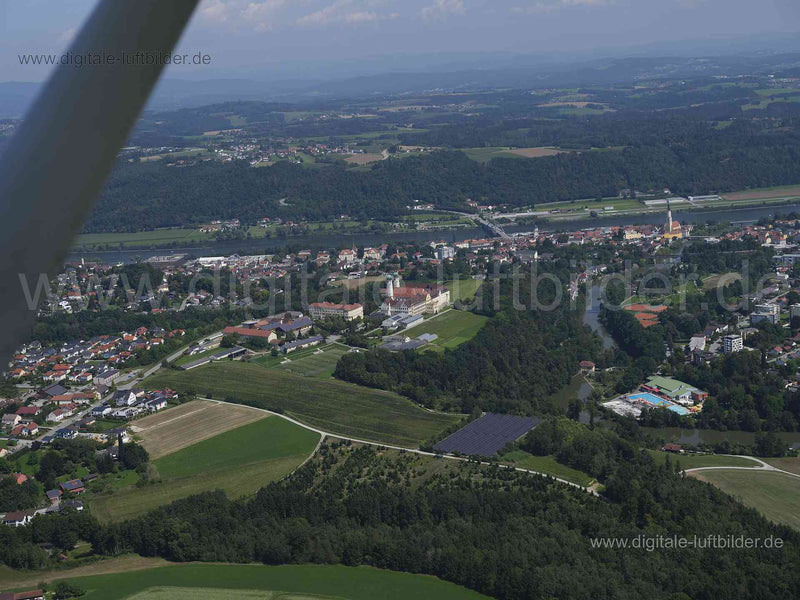 Luftaufnahme Abtei Schweiklberg in Vilshofen | Niederbayern, Bayern