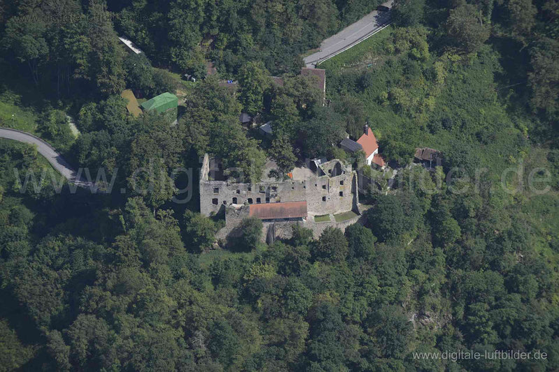 Luftaufnahme Burgruine Hilgartsberg in Vilshofen | Niederbayern, Bayern