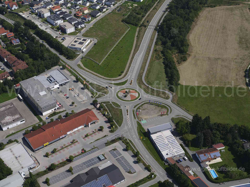 Luftaufnahme Kreisverkehr Vilshofen in Vilshofen | Niederbayern, Bayern