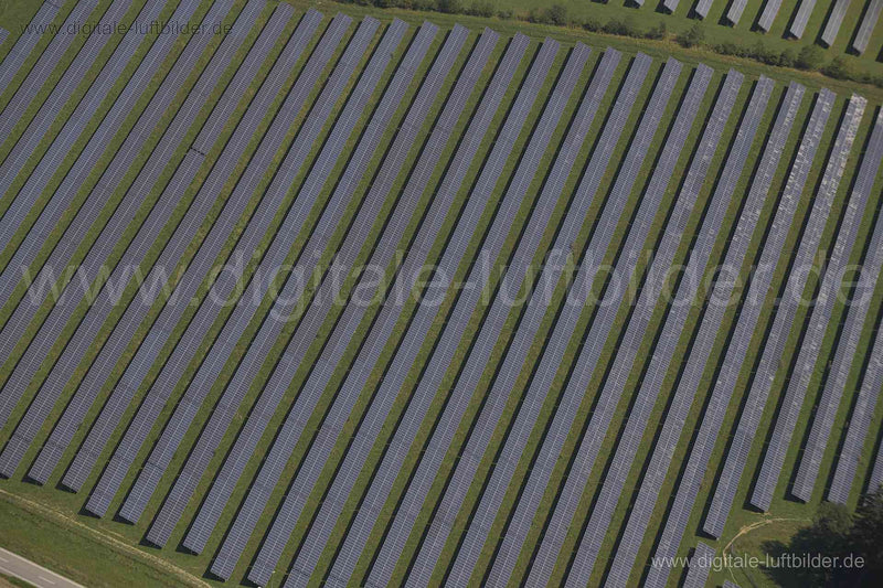 Luftaufnahme Solarpark Kuffing in Vilshofen | Niederbayern, Bayern