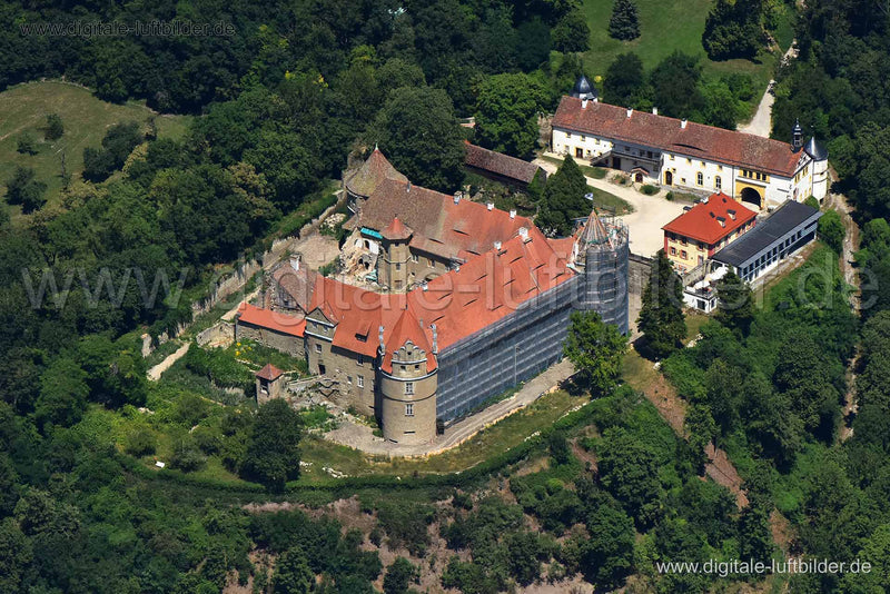Luftaufnahme Schloss Frankenberg in Weigenheim | Mittelfranken, Bayern