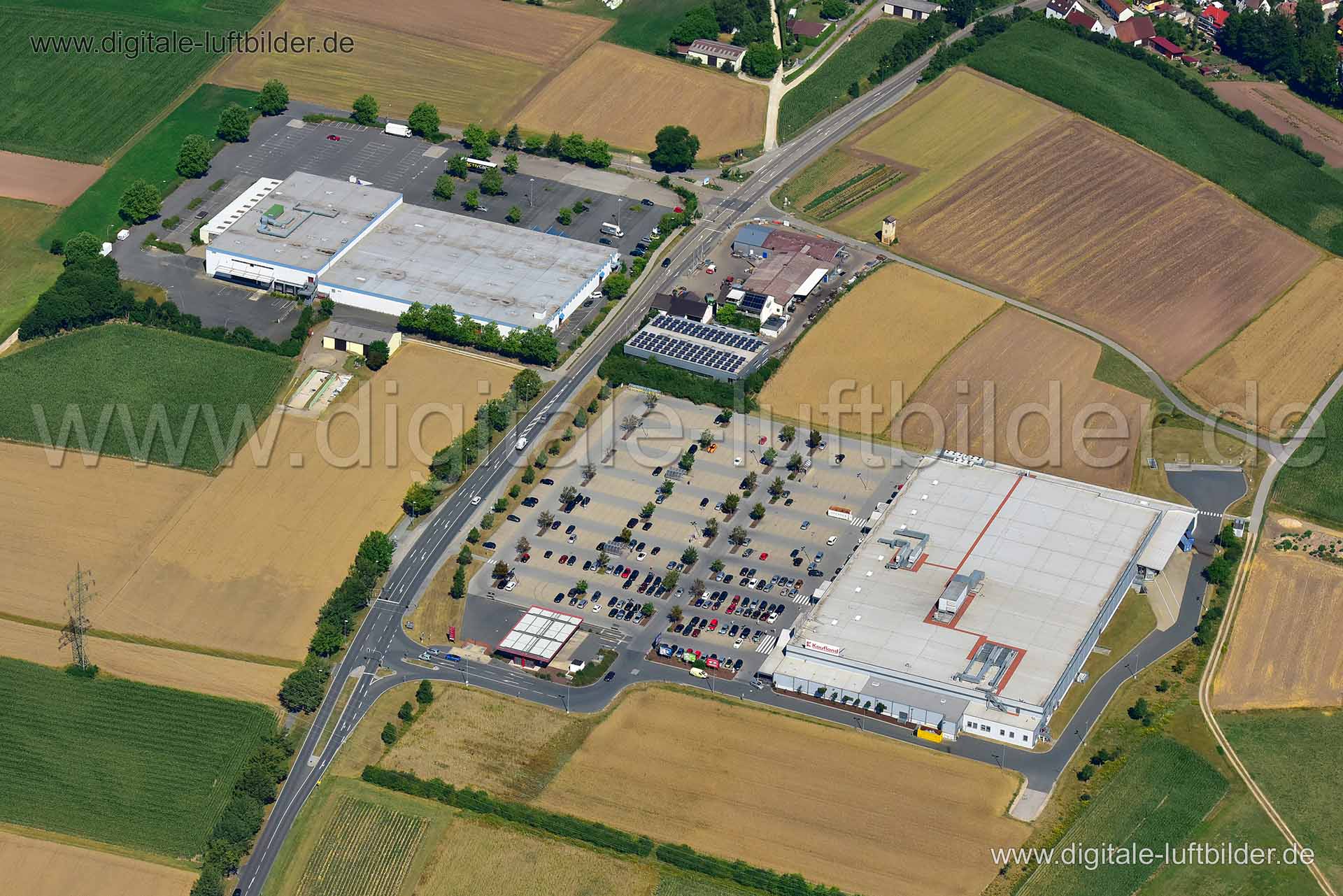 Luftaufnahme Großschwarzenlohe - Kaufland in Wendelstein | Mittelfranken, Bayern