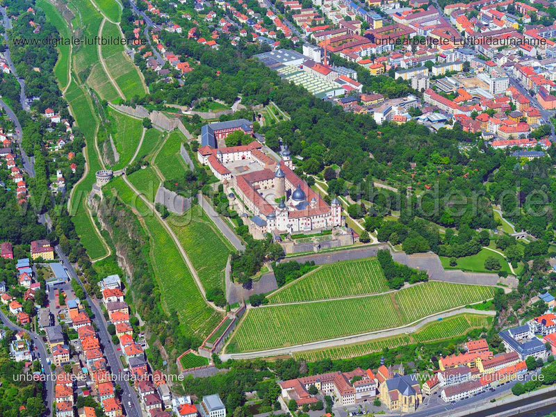 Luftaufnahme Festung Marienberg in Würzburg | Unterfranken, Bayern