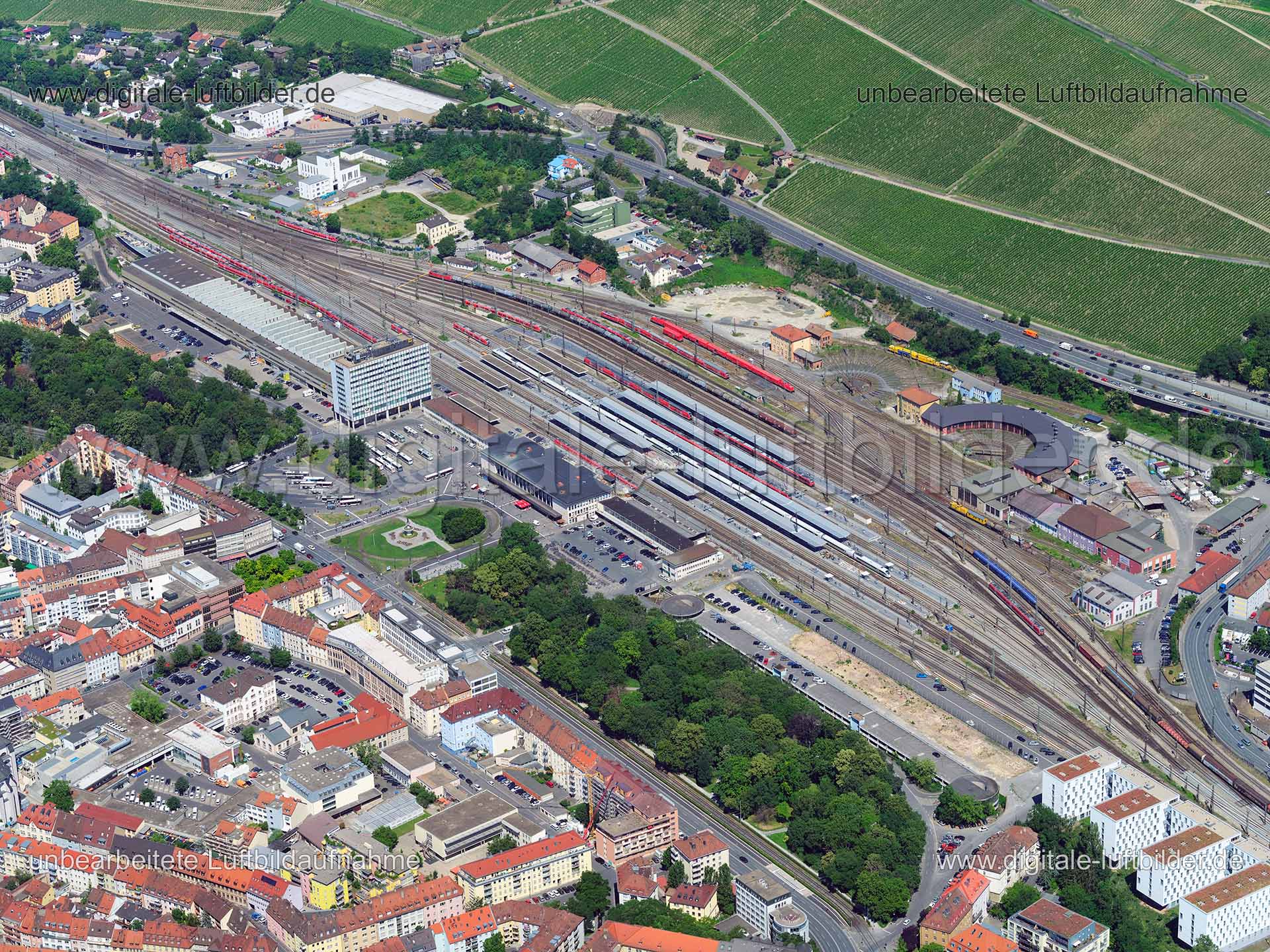 Luftaufnahme Hauptbahnhof Würzburg in Würzburg | Unterfranken, Bayern