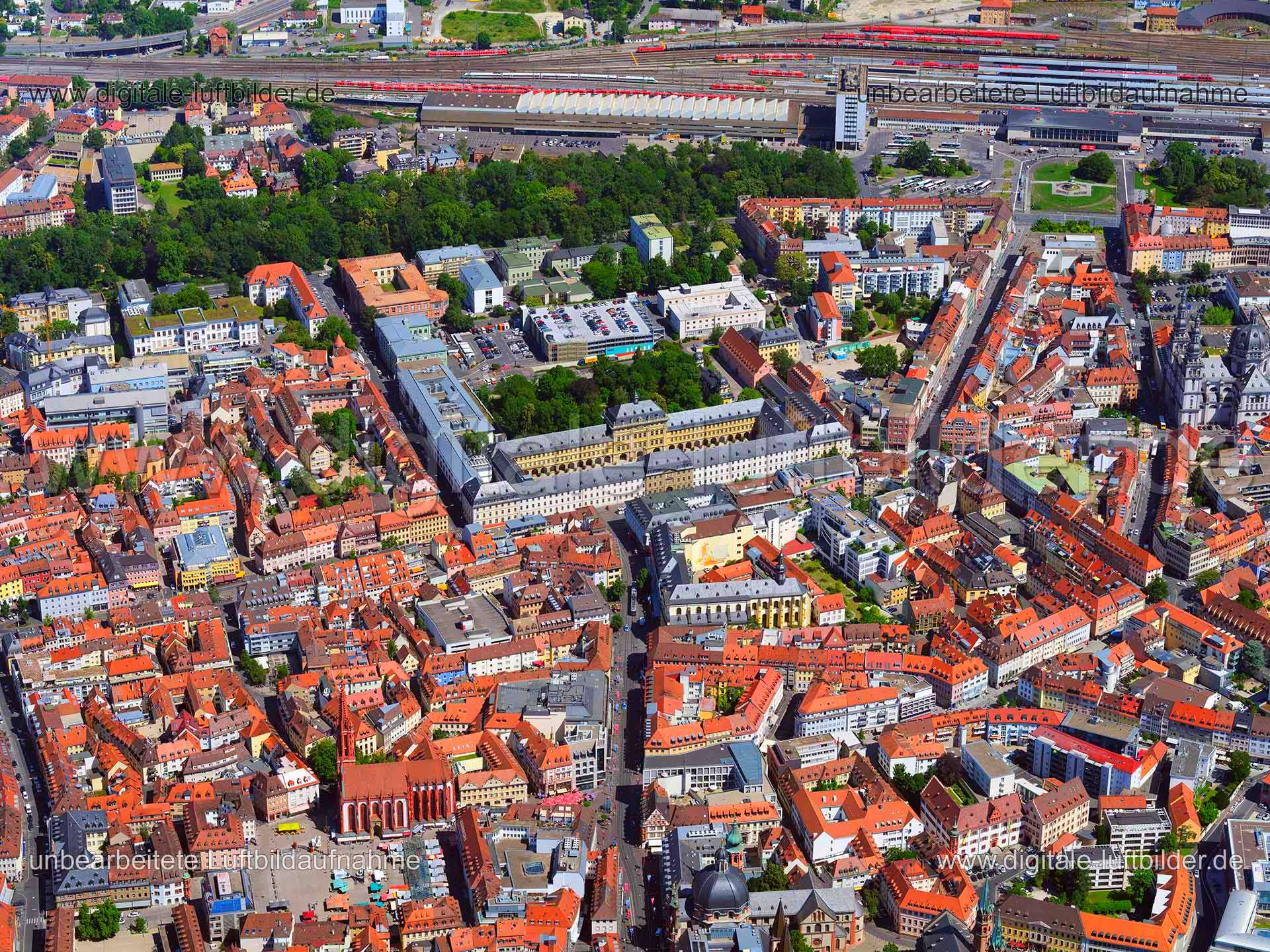 Luftaufnahme Juliusspital Würzburg in Würzburg | Unterfranken, Bayern